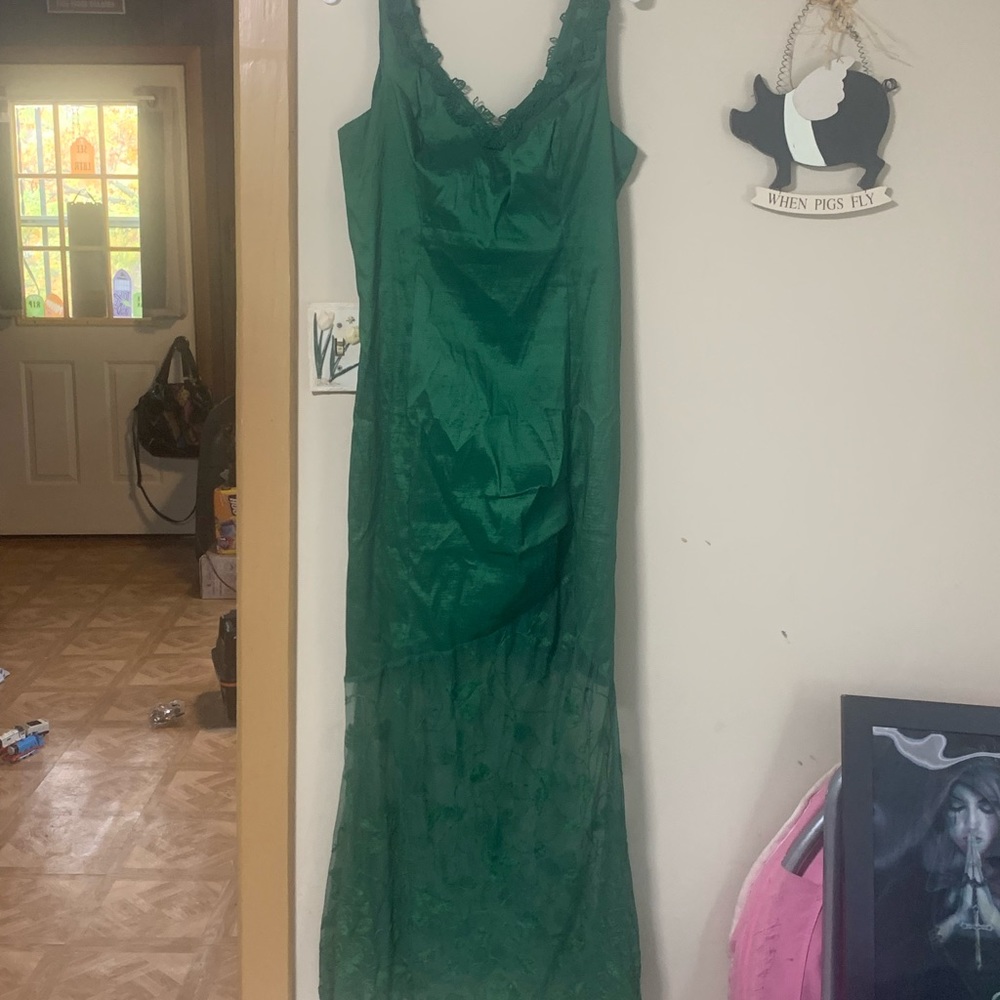 poison ivy dress